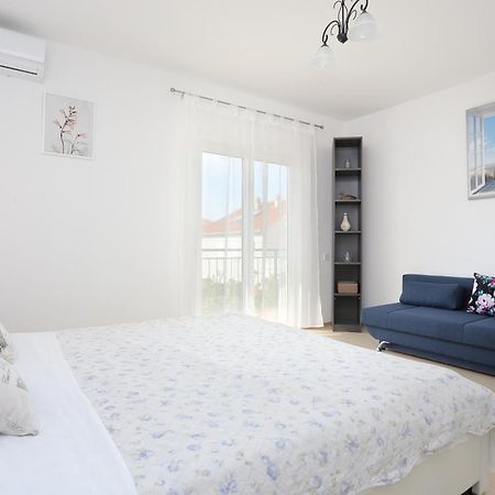 Seaside Holiday House Poljica, Trogir - 5161 Марина Стая снимка