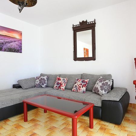 Seaside Holiday House Poljica, Trogir - 5161 Марина Стая снимка