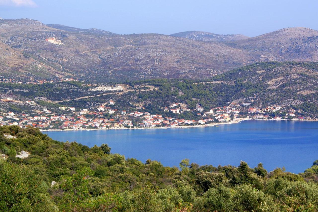 Seaside Holiday House Poljica, Trogir - 5161 Марина Екстериор снимка